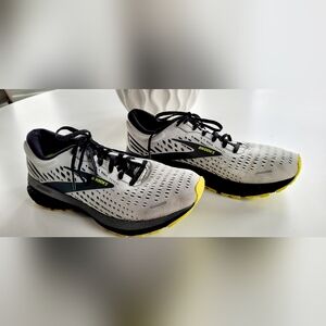 Brooks Ghost 13 Running Shoe